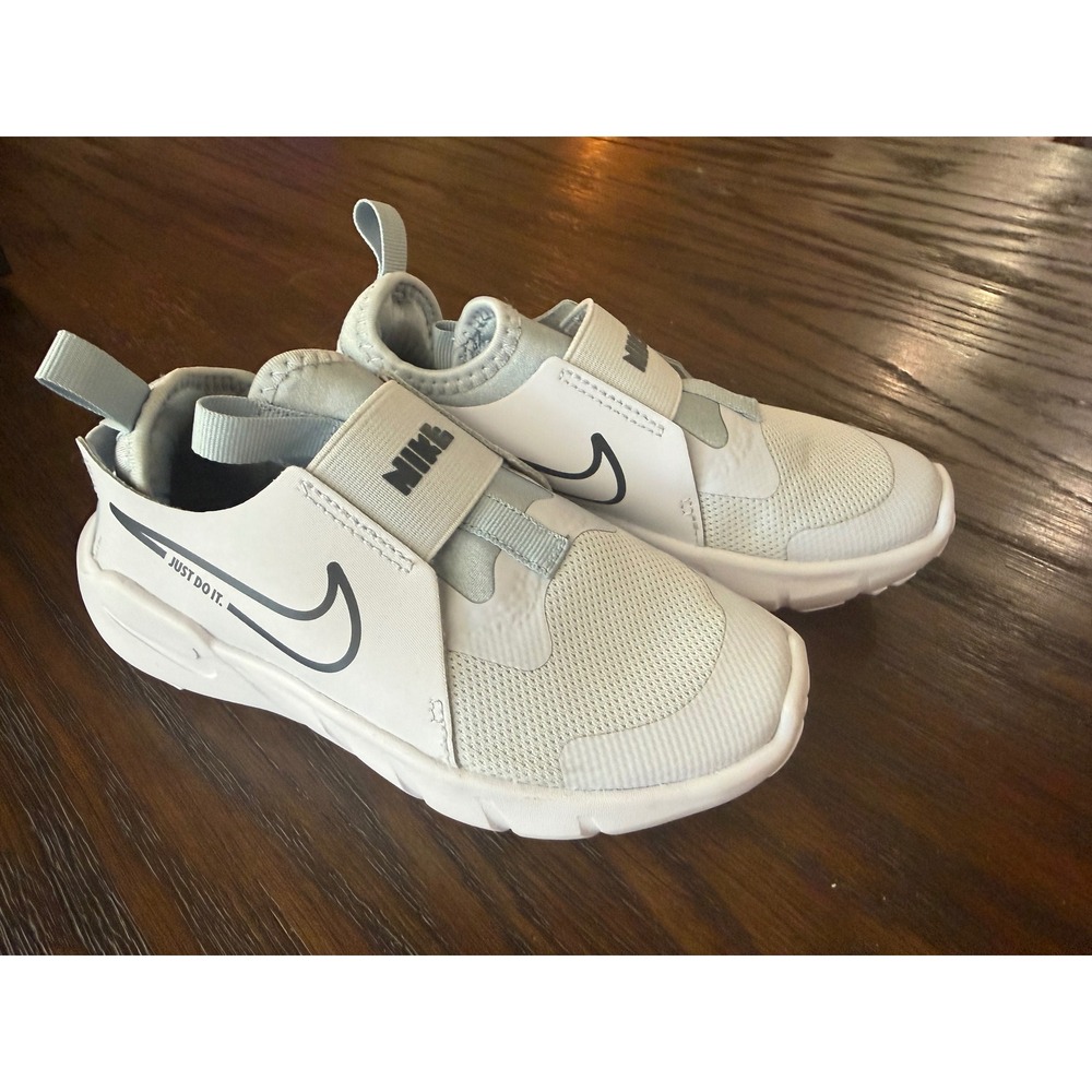 Nike Flex Plus 2 Sneakers Kids 12C White Excellent Slip On Running Shoes